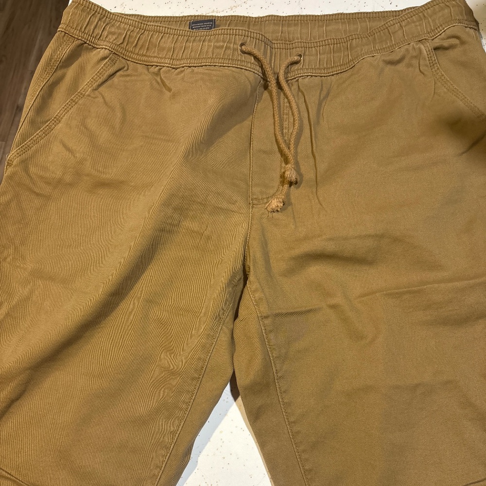 American Rag joggers.